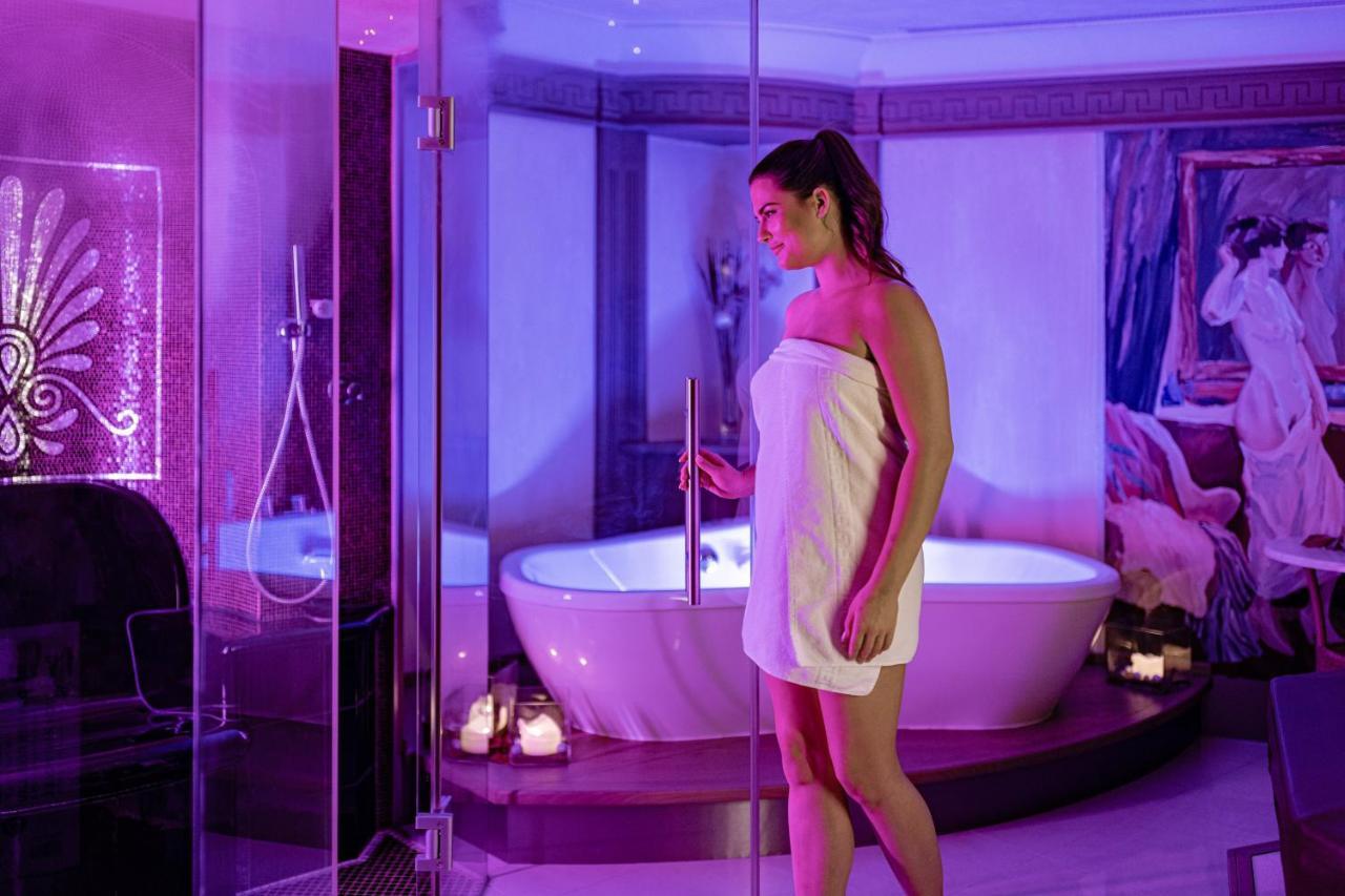 Savoy Dolomites Luxury & Spa Hotel Сельва-ді-Валь-Гардена Екстер'єр фото
