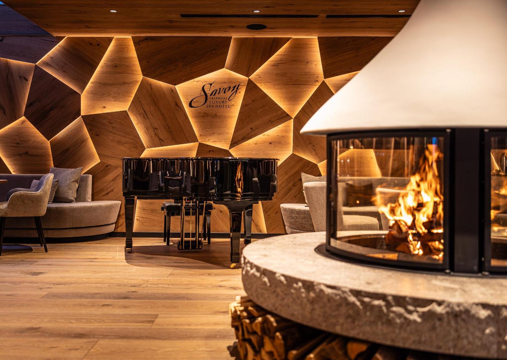 Savoy Dolomites Luxury & Spa Hotel Сельва-ді-Валь-Гардена Екстер'єр фото