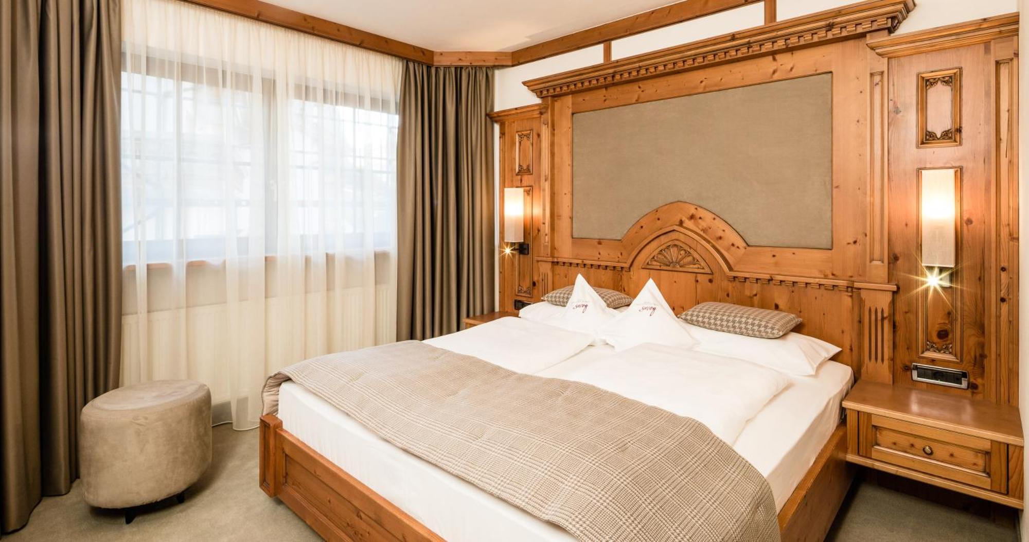 Savoy Dolomites Luxury & Spa Hotel Сельва-ді-Валь-Гардена Екстер'єр фото