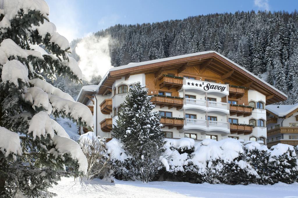 Savoy Dolomites Luxury & Spa Hotel Сельва-ді-Валь-Гардена Екстер'єр фото
