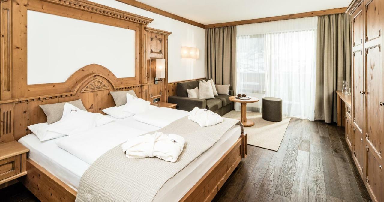 Savoy Dolomites Luxury & Spa Hotel Сельва-ді-Валь-Гардена Екстер'єр фото